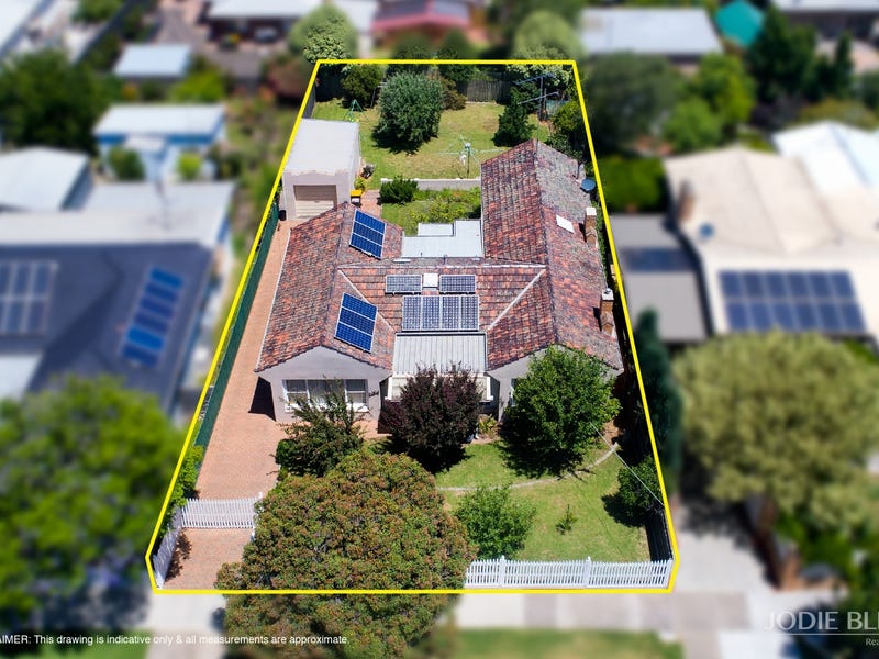 19 Cook Street, Newtown, Vic 3220 Property Details