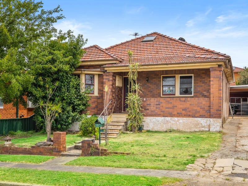 8 Meadow Street, Concord, NSW 2137