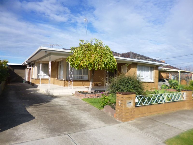 17 Pagnoccolo Street, Werribee, VIC 3030