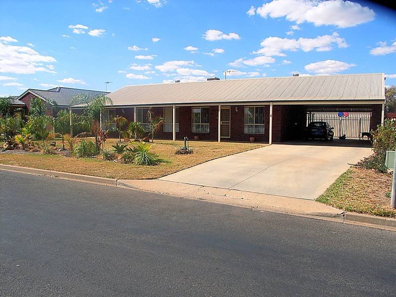 4 Crane Drive, Buronga, NSW 2739 Property Details