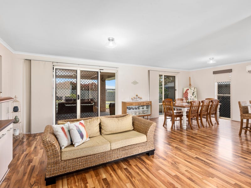 9 Honeyeater Drive, Highfields, QLD 4352