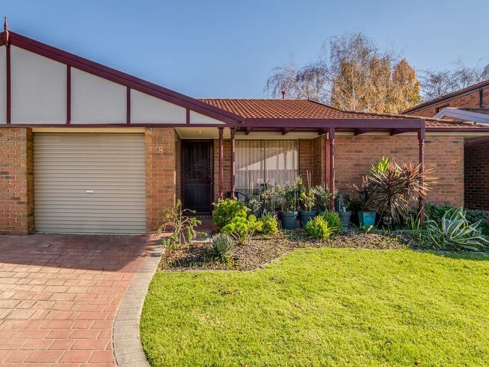 8 Heathcote Drive, Forest Hill, VIC 3131