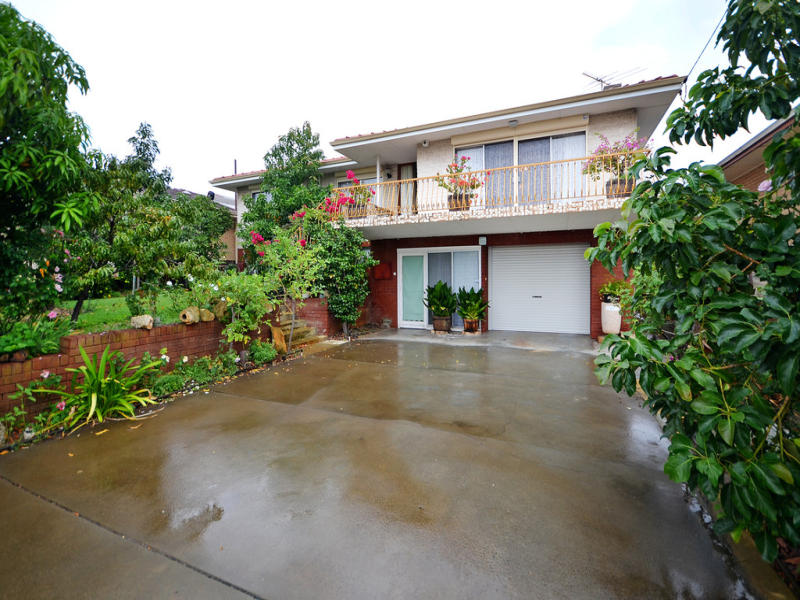 11 Emberson Road, Morley, WA 6062 Property Details