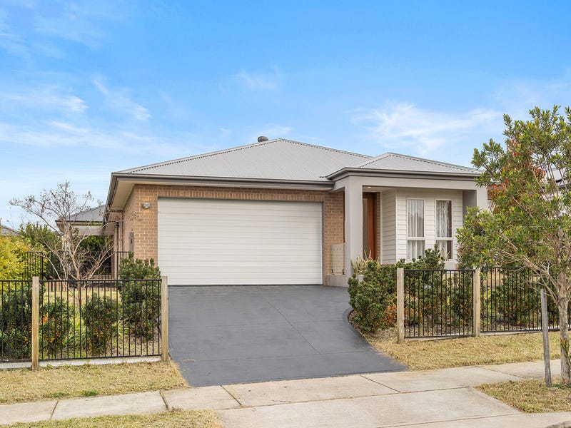 22 Darlaston Avenue, Thornton, NSW 2322 Property Details