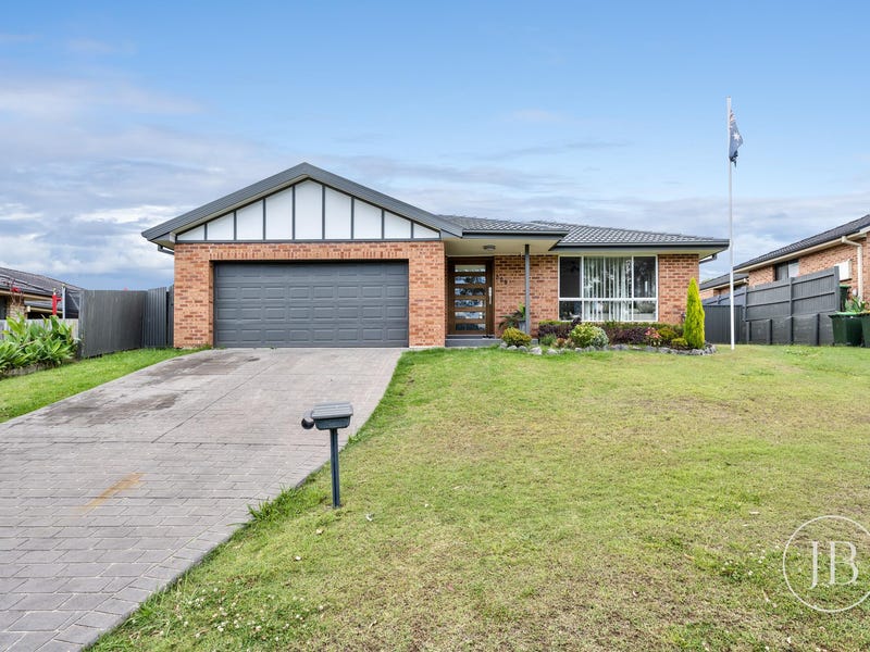 209 Aberglasslyn Rd, Aberglasslyn, NSW 2320 Property Details