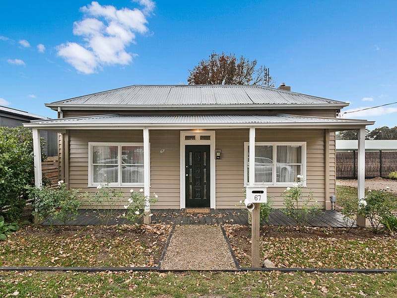 67 Urquhart Street, Woodend, VIC 3442