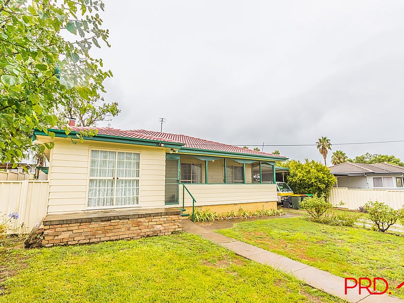 8 Dorothy Avenue, Kootingal, NSW 2352