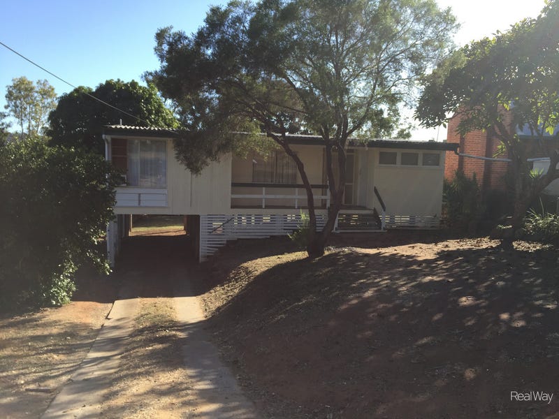 11 Gordon Street, Mount QLD 4714