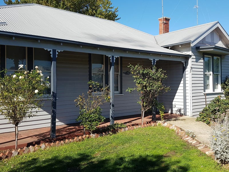 42 Armstrong Street, Colac, VIC 3250
