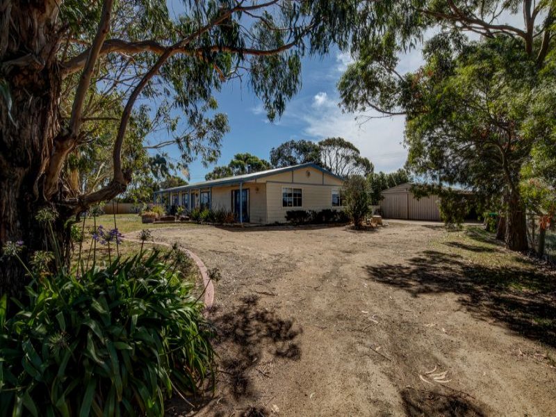 425 Blackwood Road, Port Fairy, VIC 3284