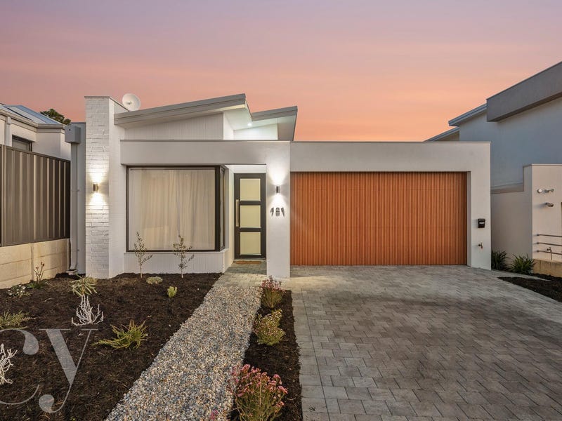 121 Lefroy Road, Beaconsfield, WA 6162