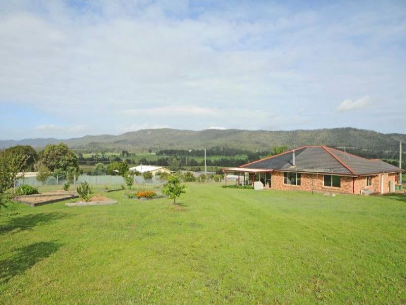 11 Sixth Avenue, Millfield, NSW 2325