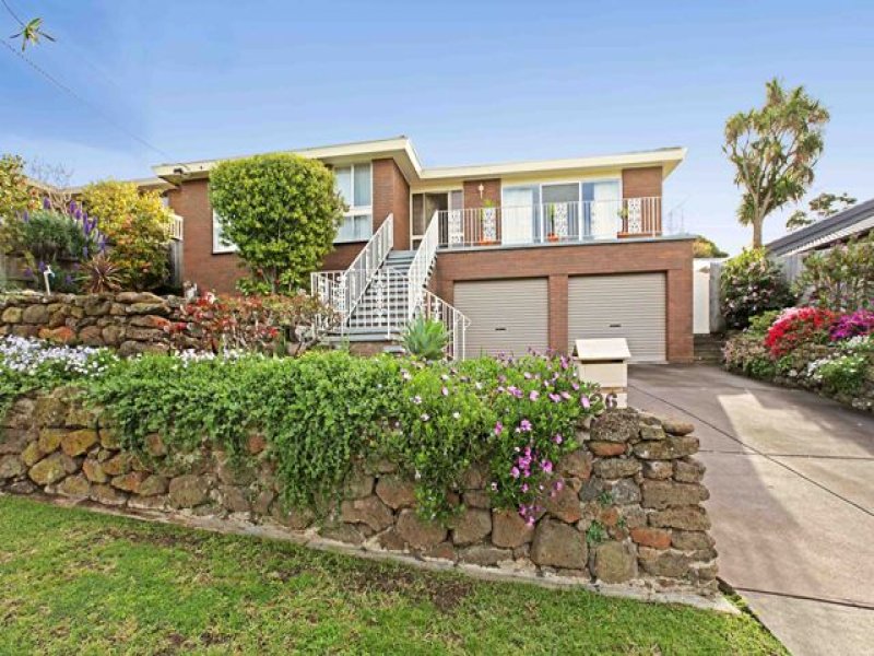 26 Cedar Grove, Highton, Vic 3216 Property Details
