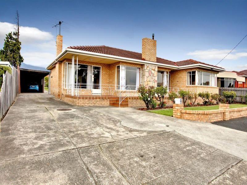 32 Riverway Road, Montrose, Tas 7010 Property Details