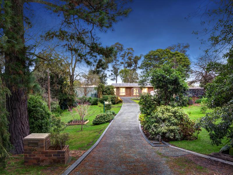 28 Toppings Road, Wonga Park, Vic 3115 House for Sale