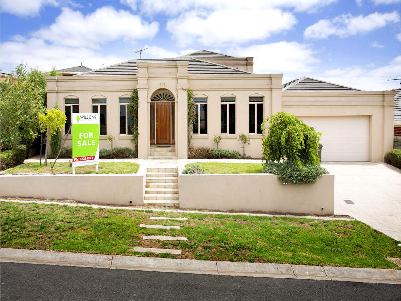 11 Bayview Court, Highton, VIC 3216