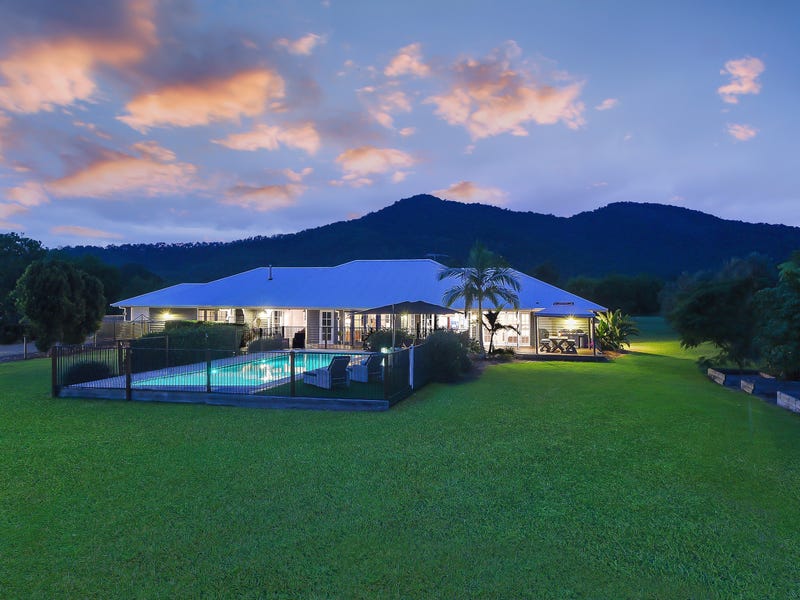 6 Horseshoe Court, Samsonvale, Qld 4520 Property Details