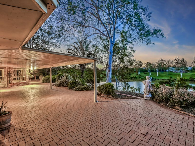 7 Curlew Place, Riverhills, QLD 4074