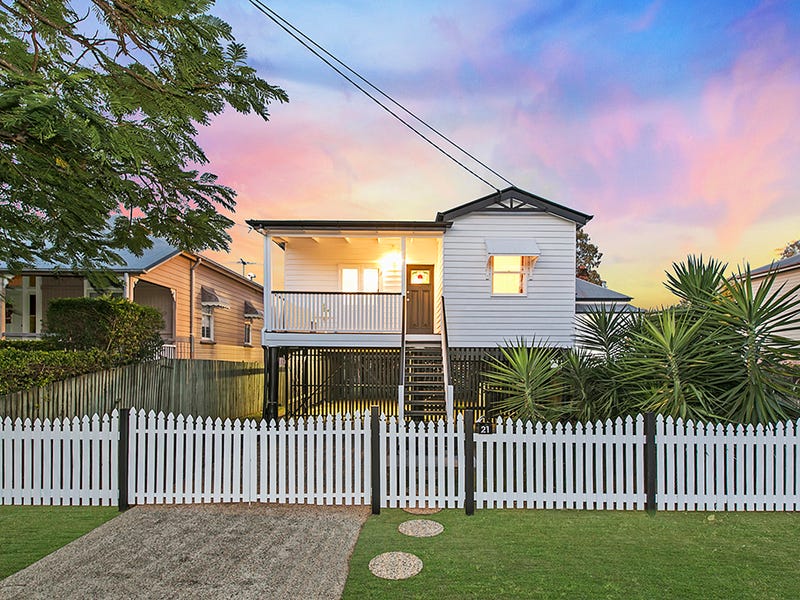 21 More Street, Kelvin Grove, QLD 4059