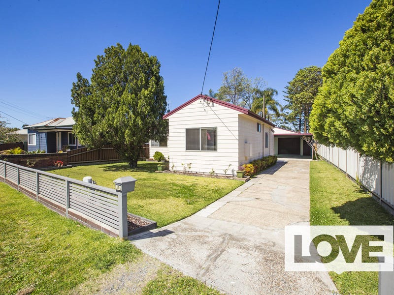 136 Wommara Avenue, Belmont North, NSW 2280