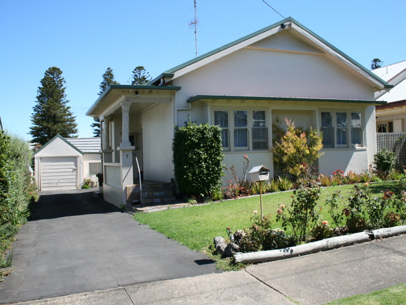 7 Ellerslie Grove, Warrnambool, Vic 3280 Property Details