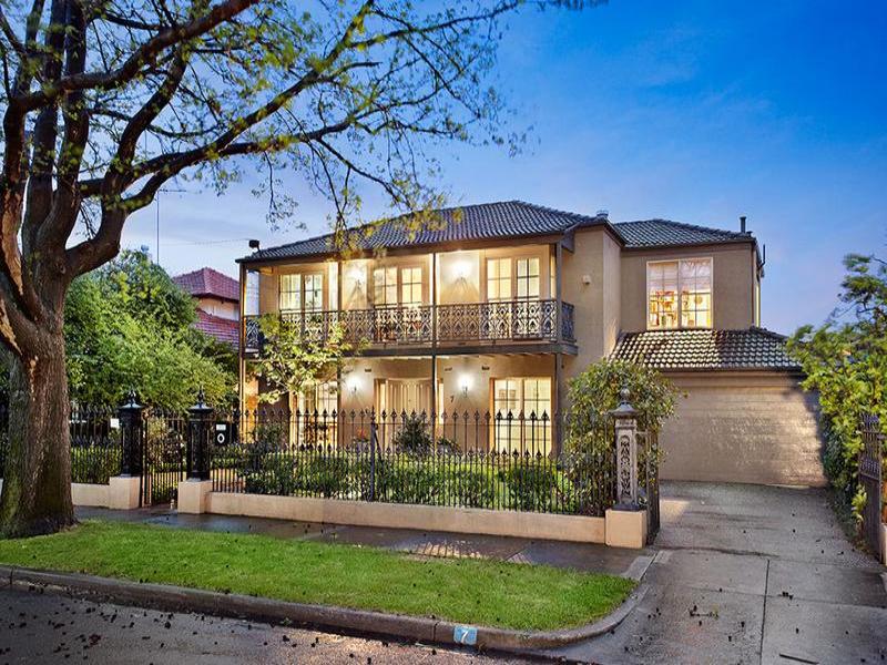 7 Rothesay Avenue, Brighton, VIC 3186