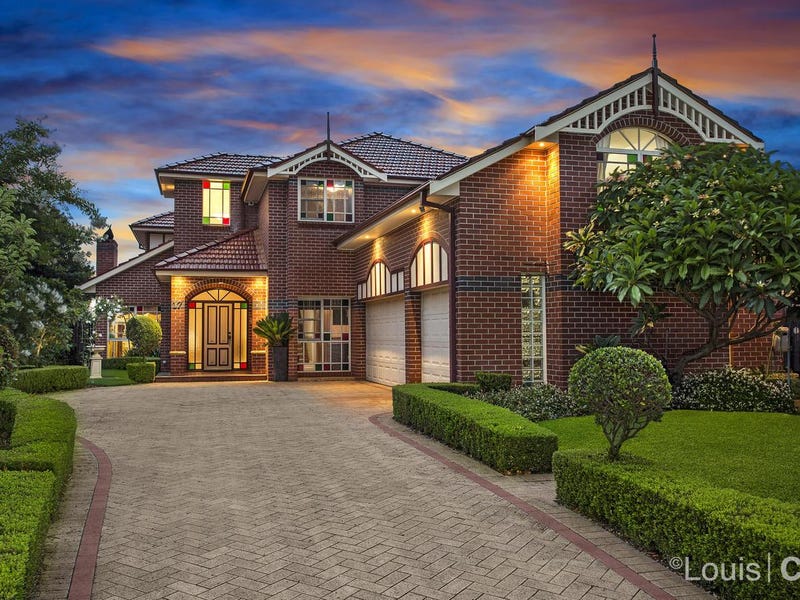 17 Balintore Drive, Castle Hill, NSW 2154