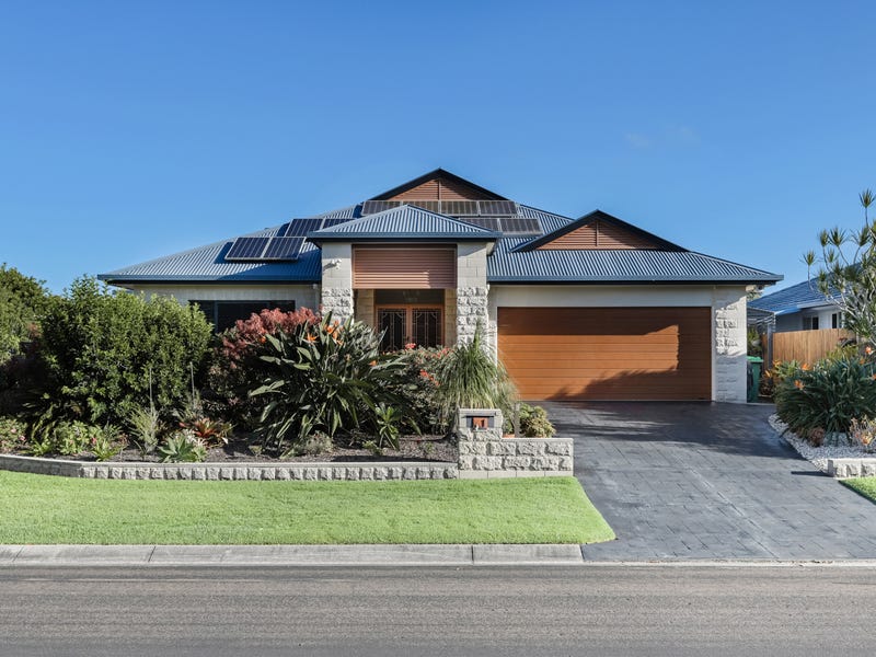 1 Bancroft Street, Pelican Waters, QLD 4551