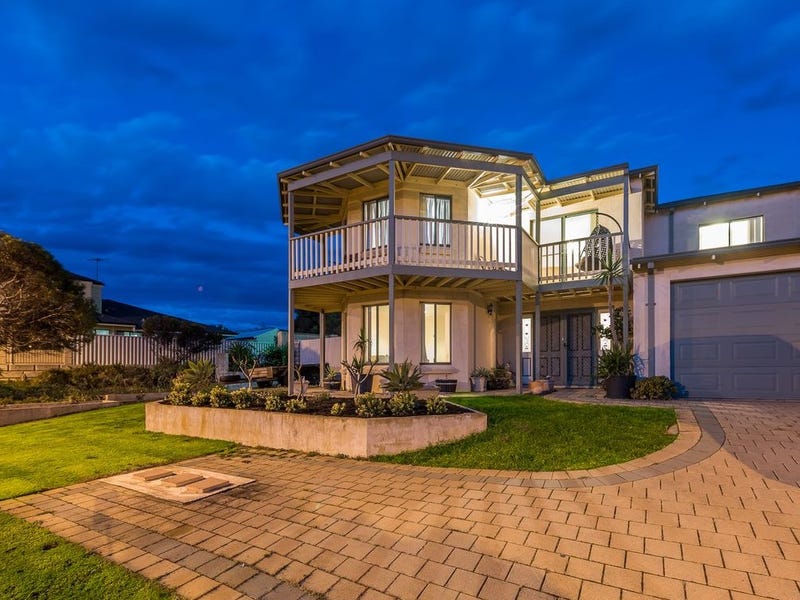 130 Lagoon Drive, Yanchep, WA 6035