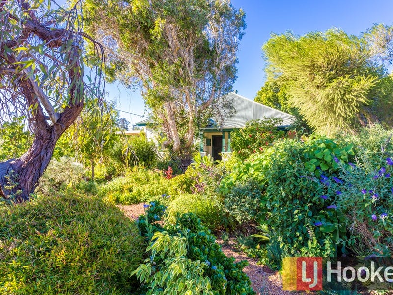 22 Centennial Avenue, Harvey, WA 6220