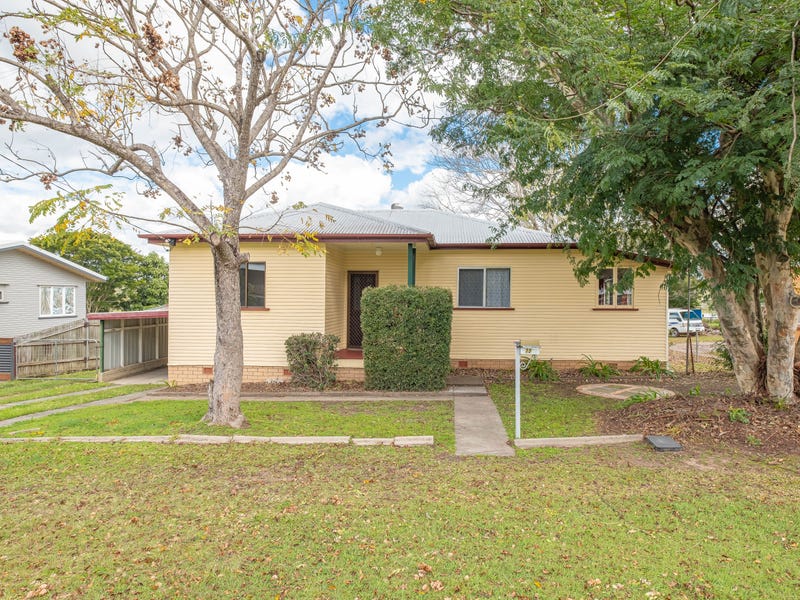 15 Noosa Road, Monkland, Qld 4570