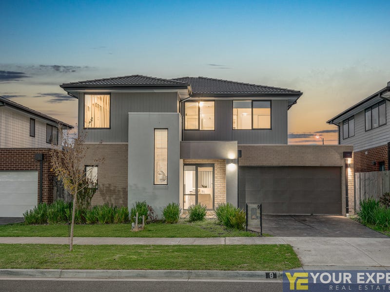 9 Portrait Place, Clyde North, VIC 3978
