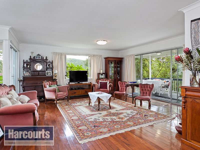 9 Glenmore Street, The Gap, QLD 4061