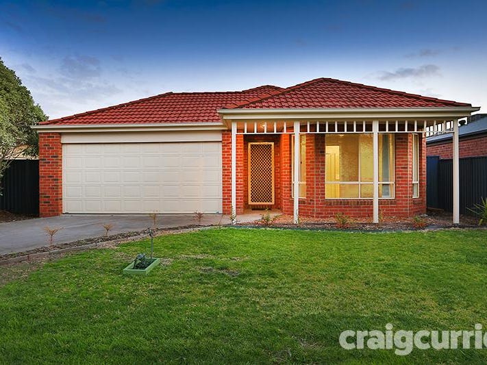54 SHEARWATER Drive, Pakenham, Vic 3810 Property Details