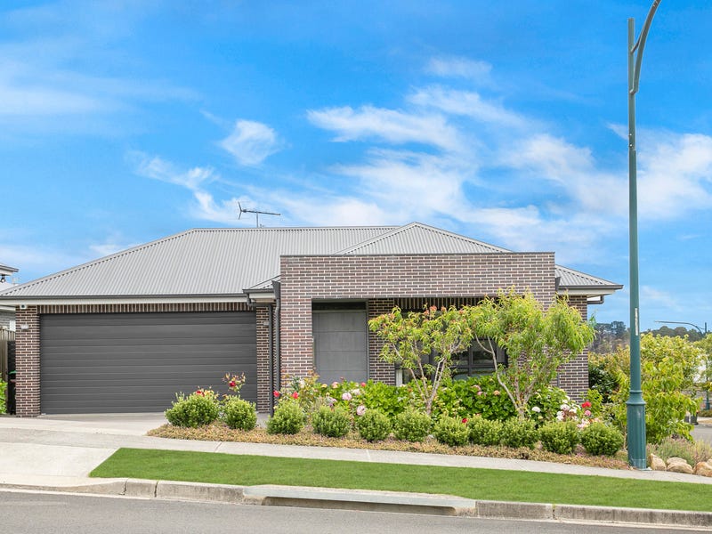 10 Garran Avenue, Renwick, NSW 2575 House for Sale
