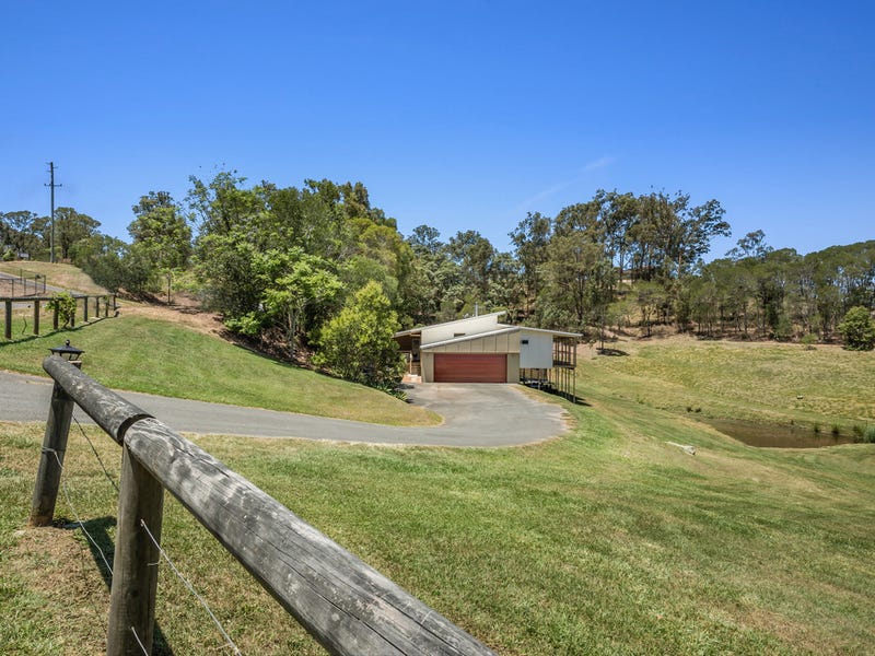 623 Eatons Crossing Road, Eatons Hill, QLD 4037