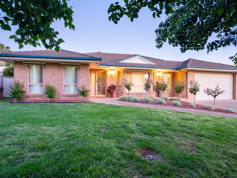 7 Rixon Place, Glenroy, NSW 2640 Property Details