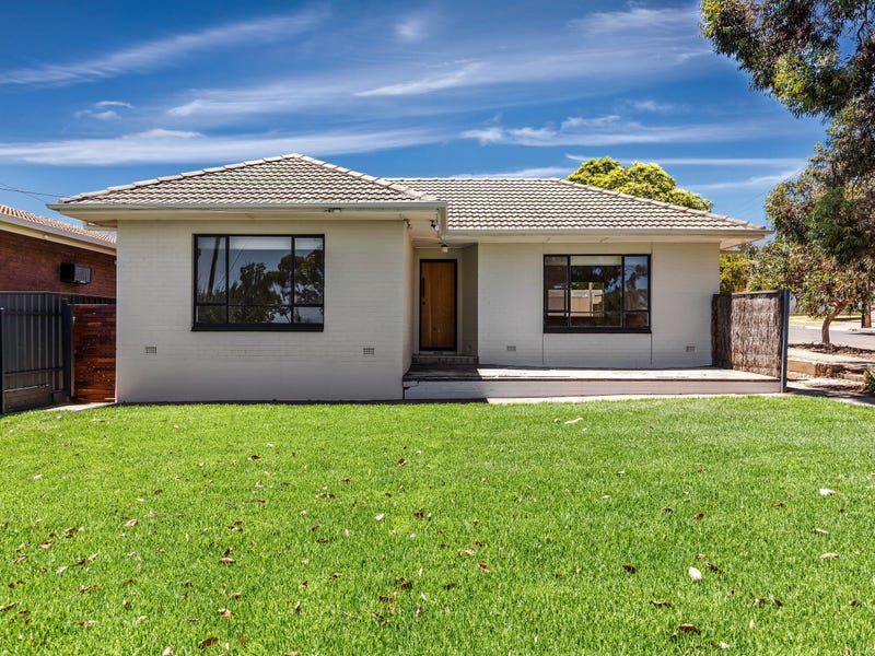 3 clyde court christie downs