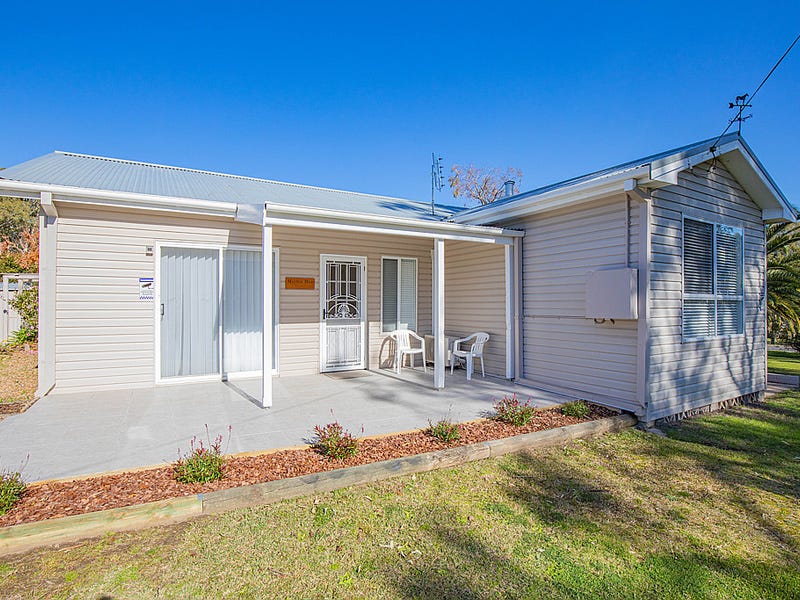 49 Bergalia Street, Moruya, NSW 2537