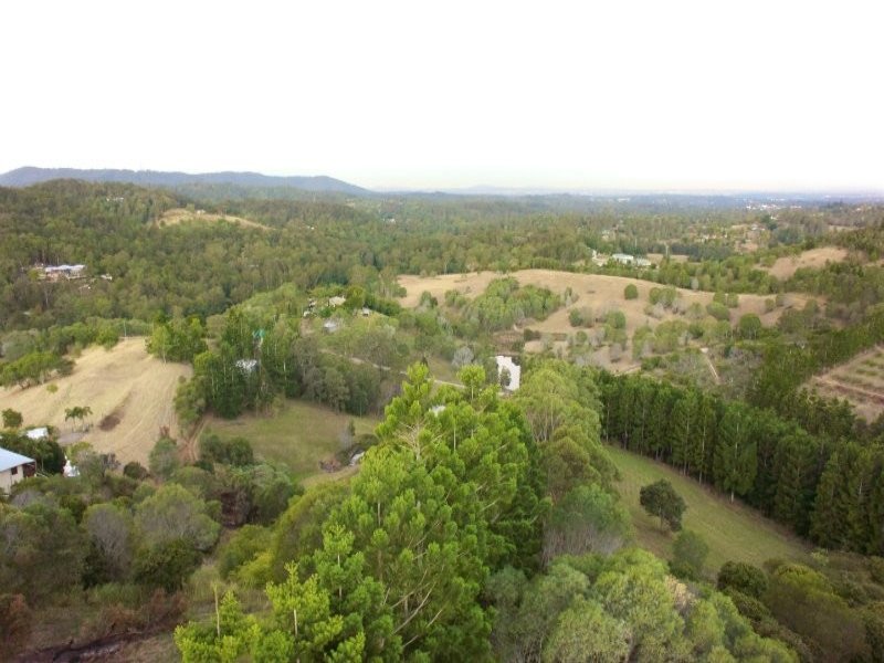 296B Savages Road, Brookfield, QLD 4069