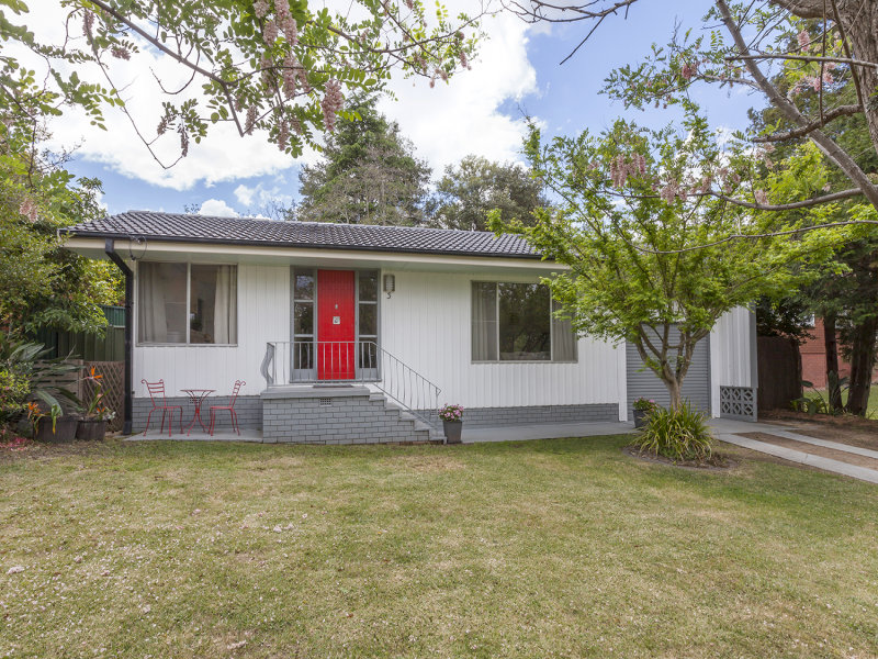 3 Murray Avenue, Springwood, NSW 2777 Property Details