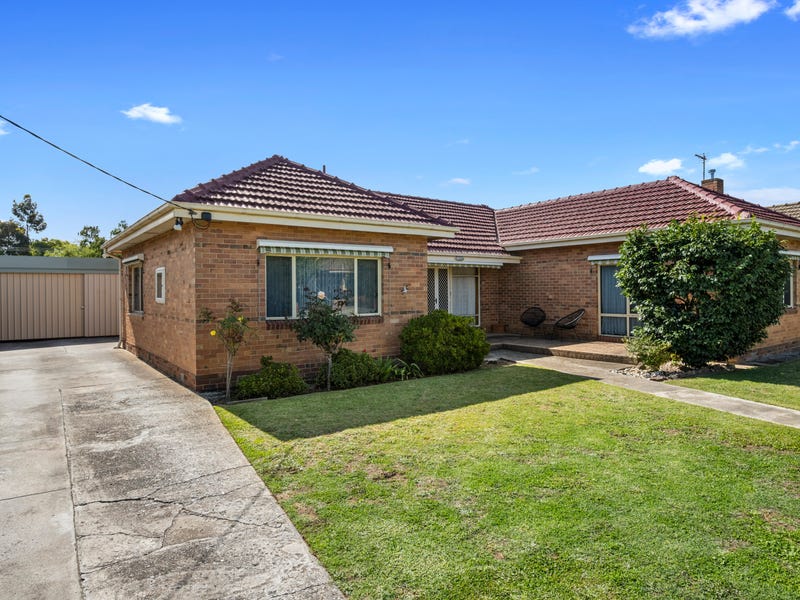 4 Margaret Cres, Flora Hill, VIC 3550