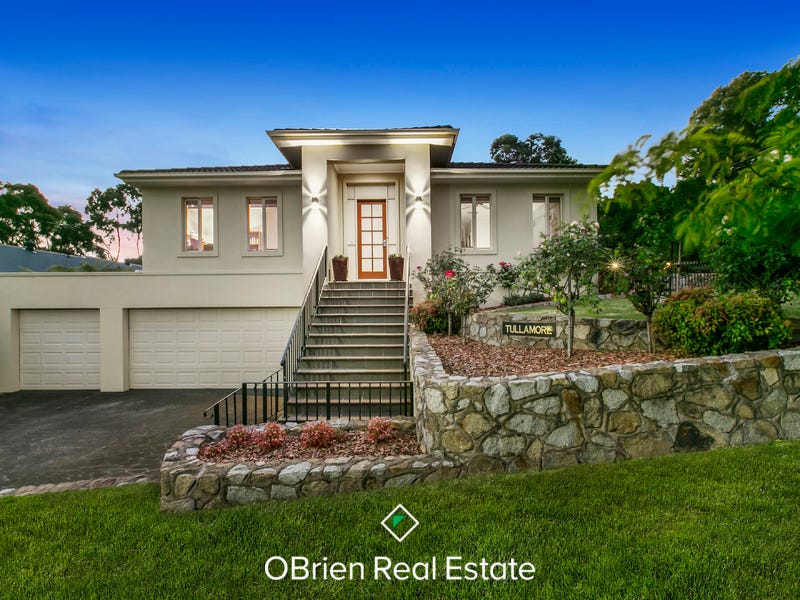 9 Woods Point Drive, Beaconsfield, VIC 3807