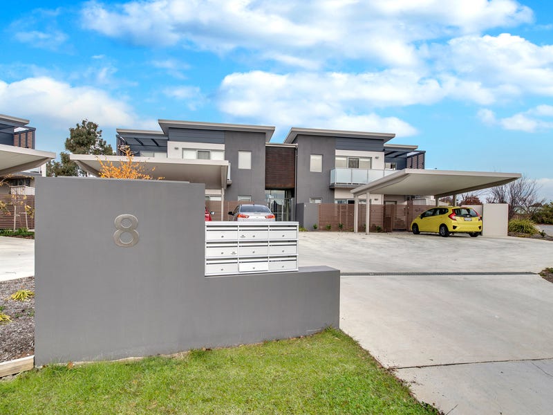 3/8 Jeff Snell Crescent, Dunlop, ACT 2615 Property Details