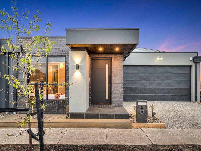 5 Boilersmith Street, Donnybrook, Vic 3064 Property Details