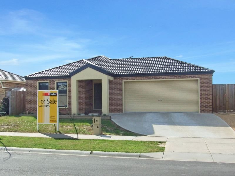 29 Amberley Drive, Pakenham, VIC 3810
