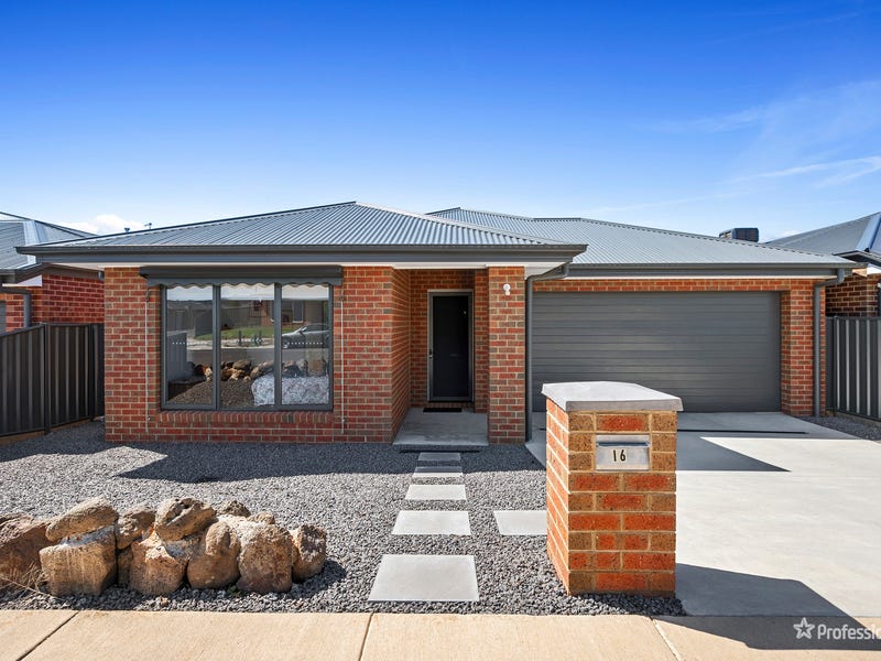 16 Chisholm Street, Maryborough, Vic 3465 House for Sale realestate