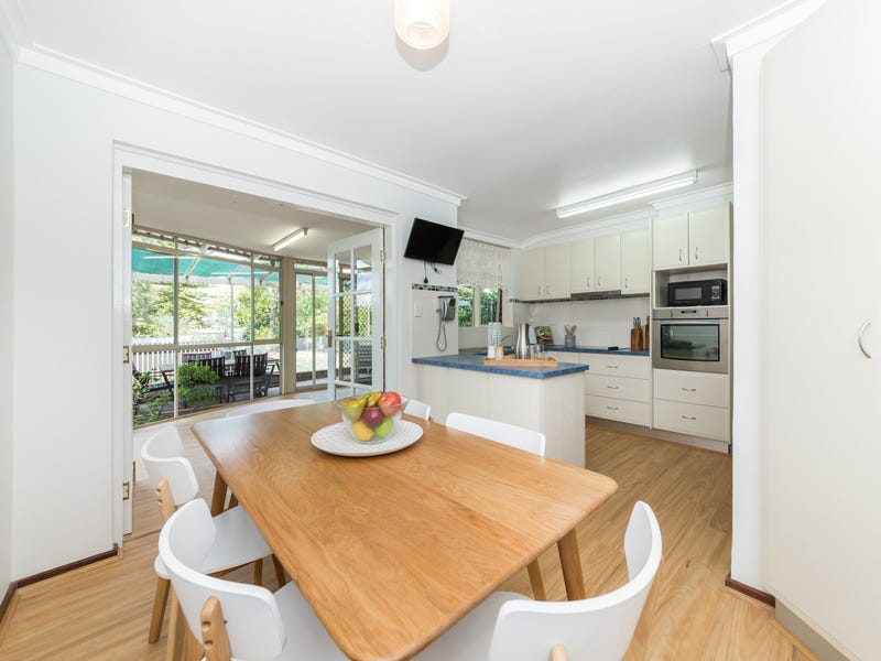 Sold Property Prices & Auction Results in Lesmurdie, WA 6076 (+1