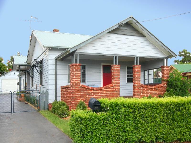 52 Harrington St, Elderslie, NSW 2570 Property Details