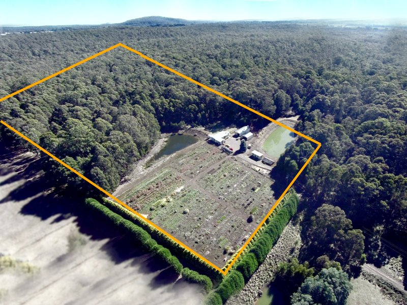 17 Bluecreek Road, Trentham, Vic 3458 Property Details